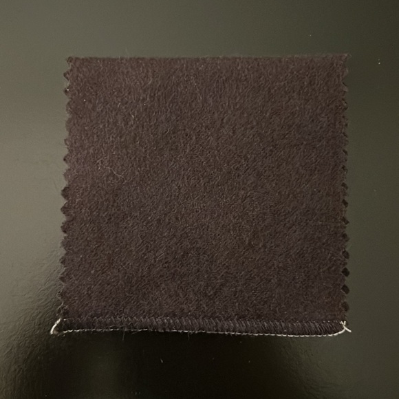 Lagos Polishing Cloth - Picture 2 of 6